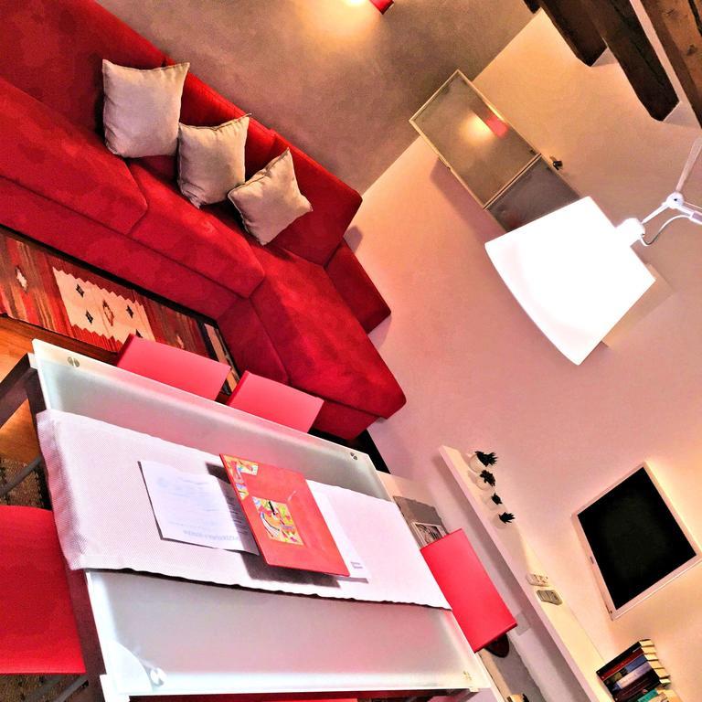 Apartment Biennale Venedig Rum bild